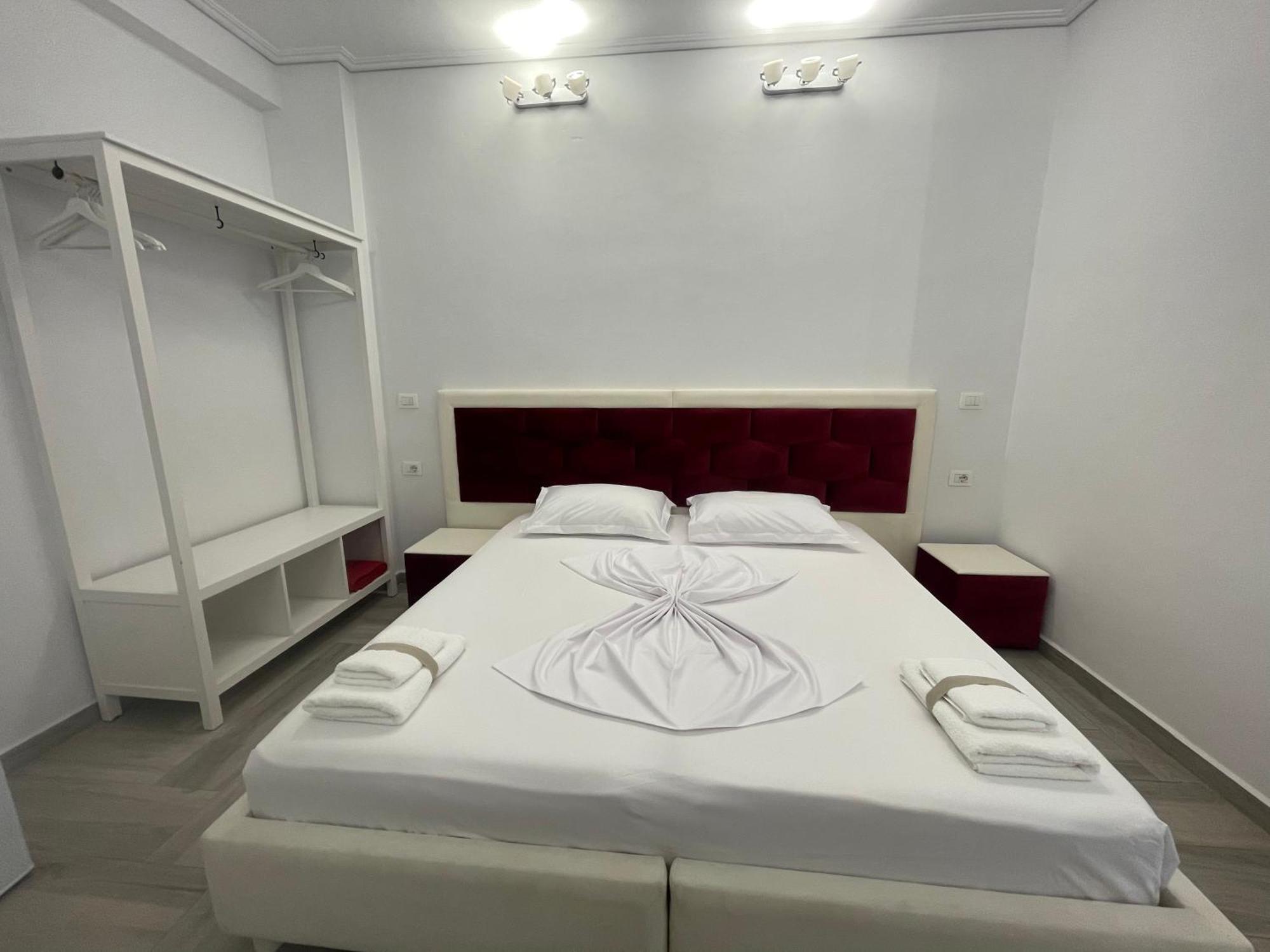 Cava Boutique Hotel Saranda Kültér fotó